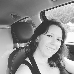 Meet your Posher, Araceli