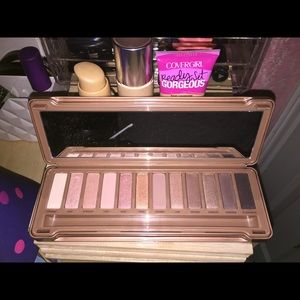 Naked 3 palette- 100% authentic