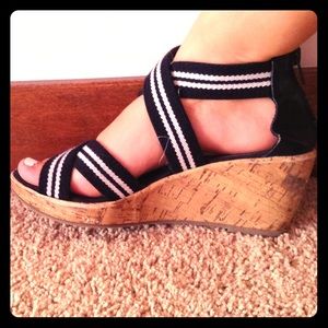 Cherokee Girls Wedge Sandles