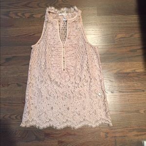⚡️1 Day Sale⚡️Diane Von Furstenberg lace top