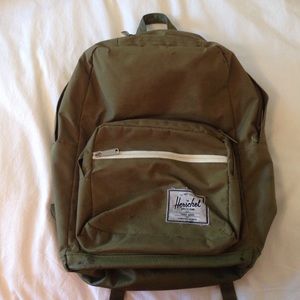 Herschel army green backpack (settlement plus)