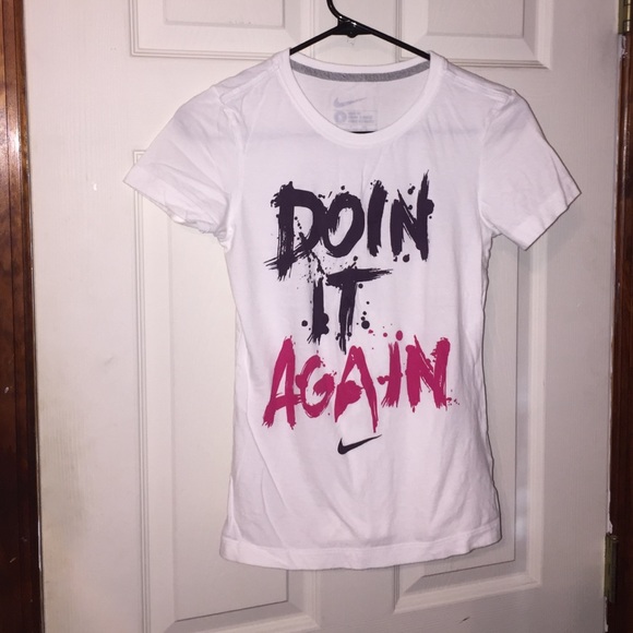 Nike tshirt