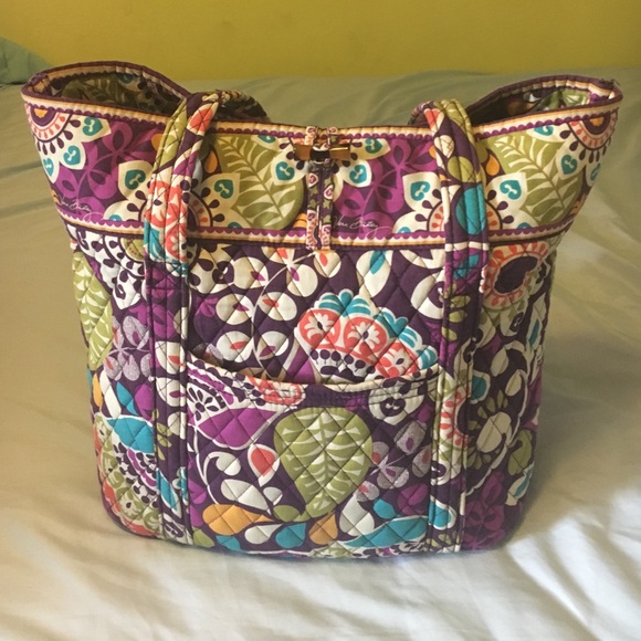 Vera Tote