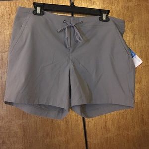 Grey Columbia Shorts 5 in NWT