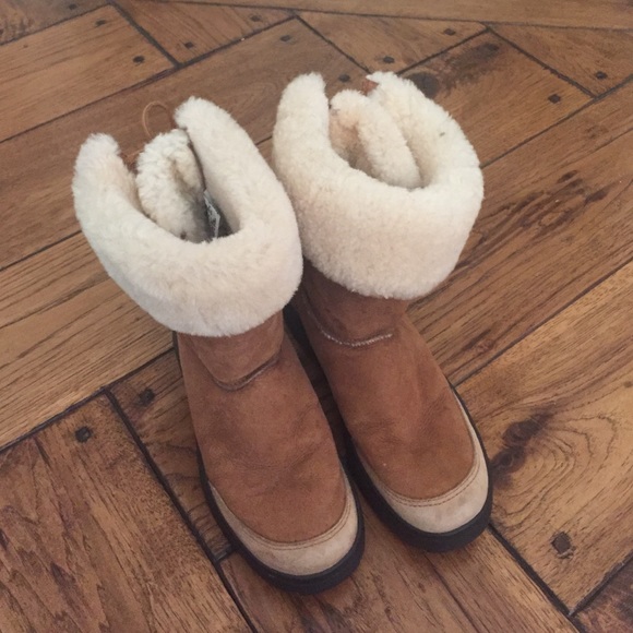 Lace Up Chestnut Colored UGG Boots