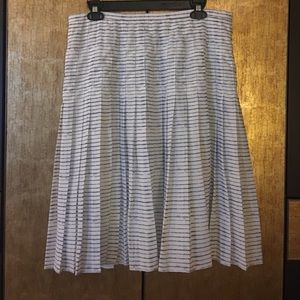 Vince skirt with washed out blue lines.