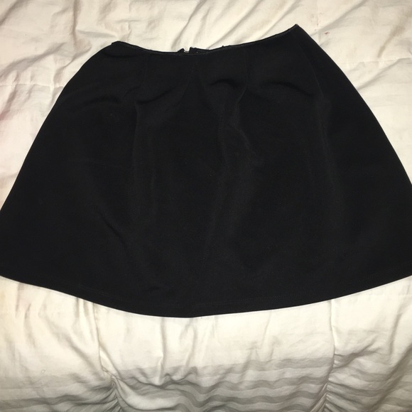 Black A line bubble skirt