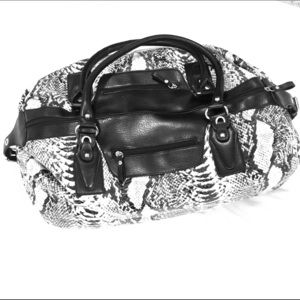 Snakeskin Dufflebag