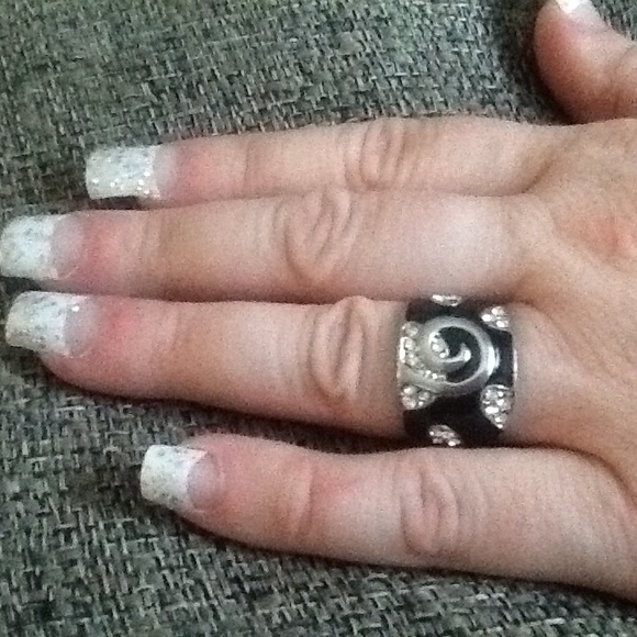 Jet black enameled surface with sparkling crystals - Picture 2 of 4