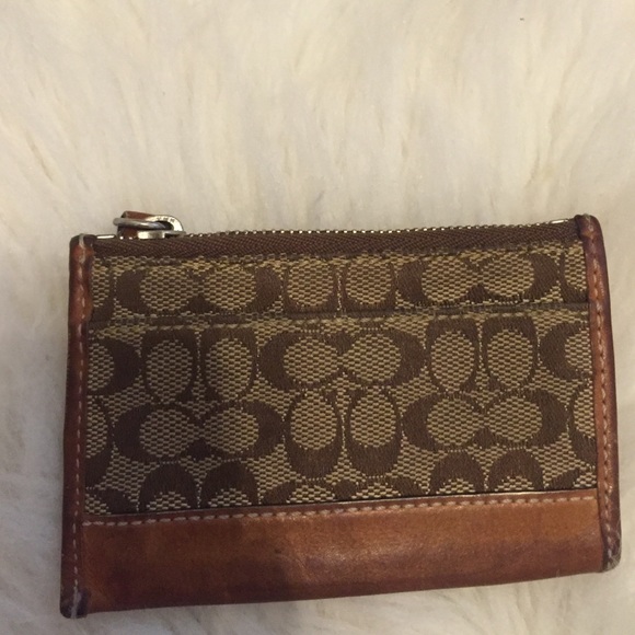 Coach ID holder