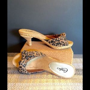 CANDIE'S Animal Print Sandal w/Kitten Heel Size 8