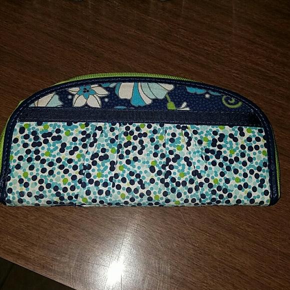Thirty One Wallet - Picture 2 of 4