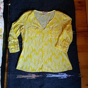 Light Quarter Sleeve Sheer Blouse