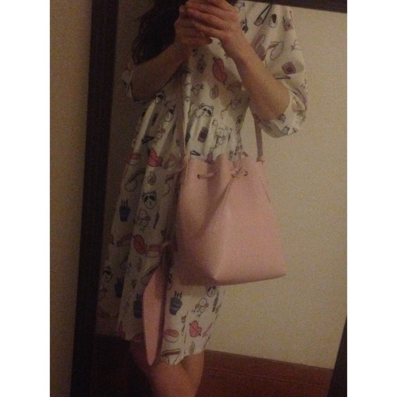 ❌SOLD❌ Mansur Gavriel Rosa Bucket Bag - Picture 2 of 4