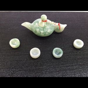 100% Real natural jadetie.