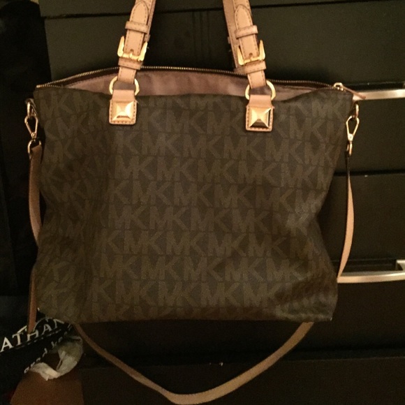 MICHAEL KORS TOTE