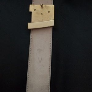 Louis Vuitton belt