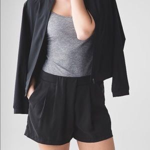 Lululemon keepsake black shorts
