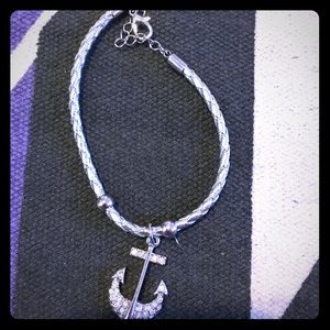 Anchor bracelet