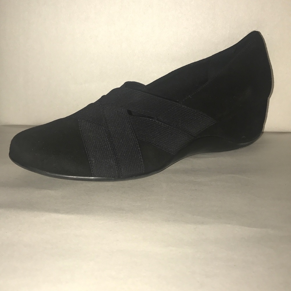 Price Slashed/BLACK SUEDE WEDGES