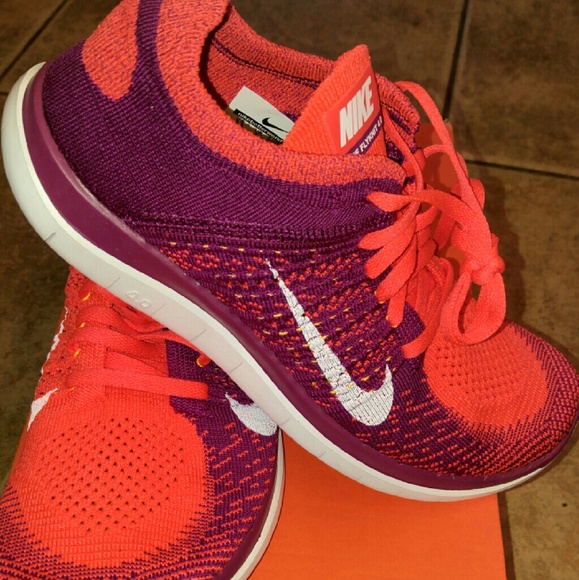 Nike Free Flyknit 4.0 Size 7.5 New!