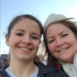 Meet your Posher, Angela