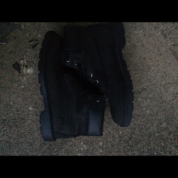 Men's Timberland Suede Boots - Picture 4 of 4