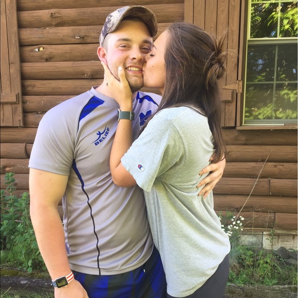 Meet your Posher, Ariel! - Picture 6 of 6