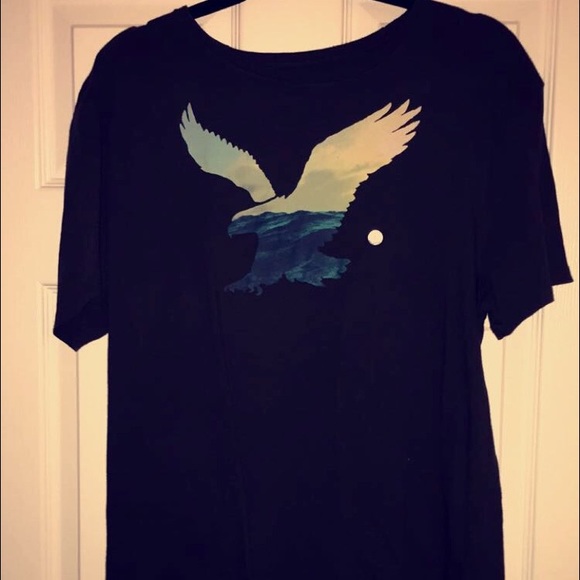 American Eagle OutFitters    L/ T-shirt - Picture 1 of 2