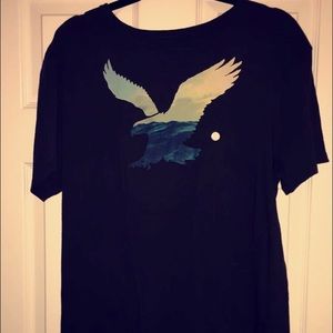 American Eagle OutFitters    L/ T-shirt