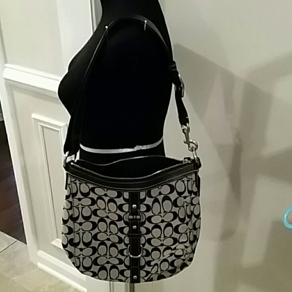 💯 Authentic Coach purse