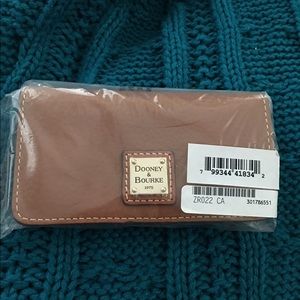 Wallet/iPhone 5case