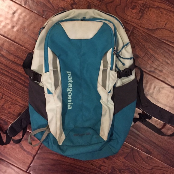28L Patagonia backpack