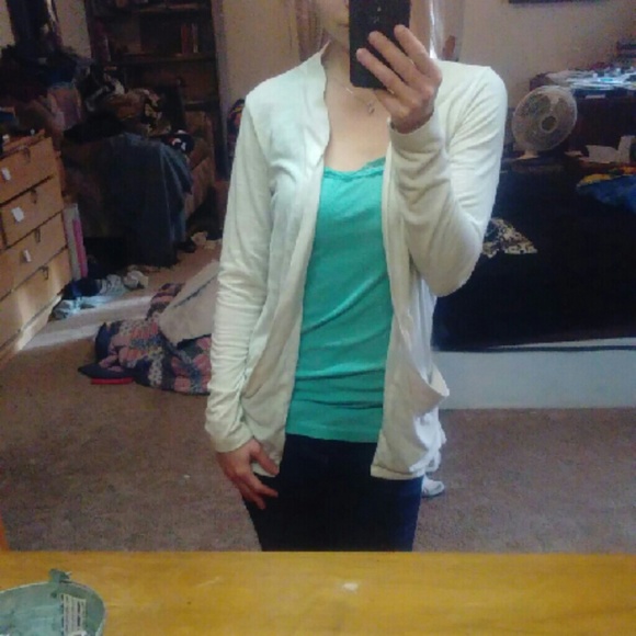 Cardigan - Picture 4 of 4