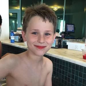 Meet your Posher, Hope