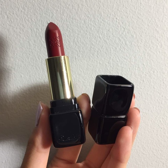 Guerlain KISS KISS