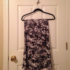 Black and white floral print maxi skirt