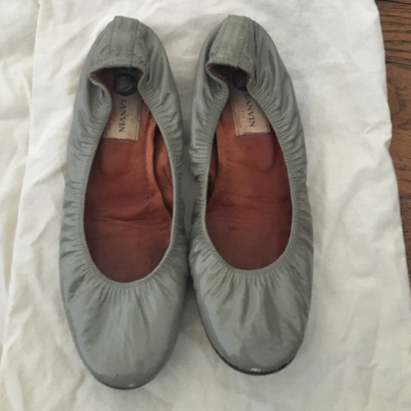 Lanvin grey patent leather flats