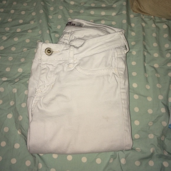 HOLISTER JEANS!