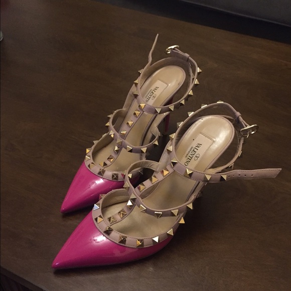 Authentic Valentino Rockstud heels 4 inches
