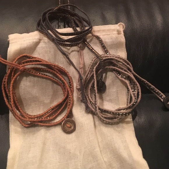 Bracelets - Picture 2 of 3