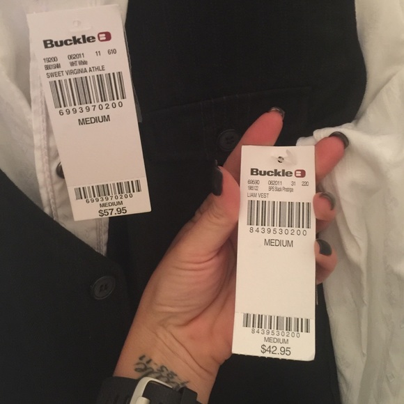 Buckle Other - Men's dress attire..Never worn!