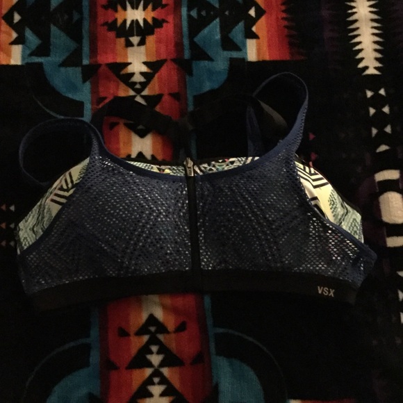 VS Sport Bra-max support