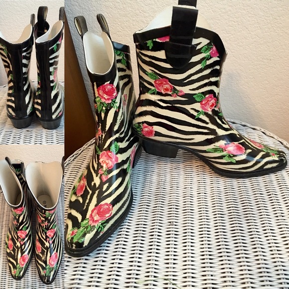 Nature Breeze -NWT! Women's Cowgirl Rainboots