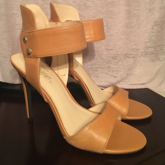 Mustard colored, 4.5 inch Fergie Strappy sandals