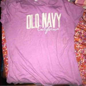 Women's Old Navy T Shirt