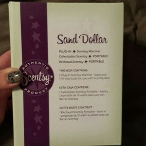 Scentsy Sand Dollar Plug-in