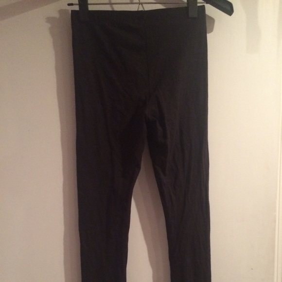Dark grey leggings