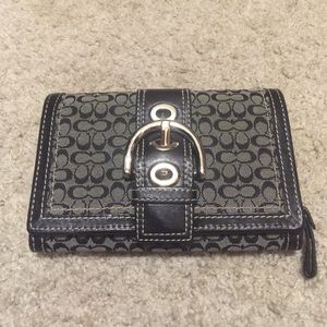 Authentic Coach wallet