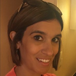 Meet your Posher, Julie